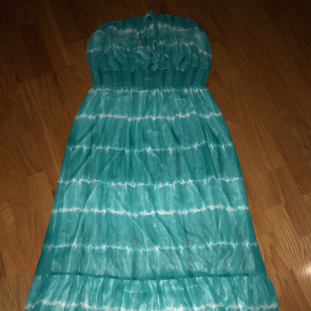 Guess strapless or halter lined maxi dress